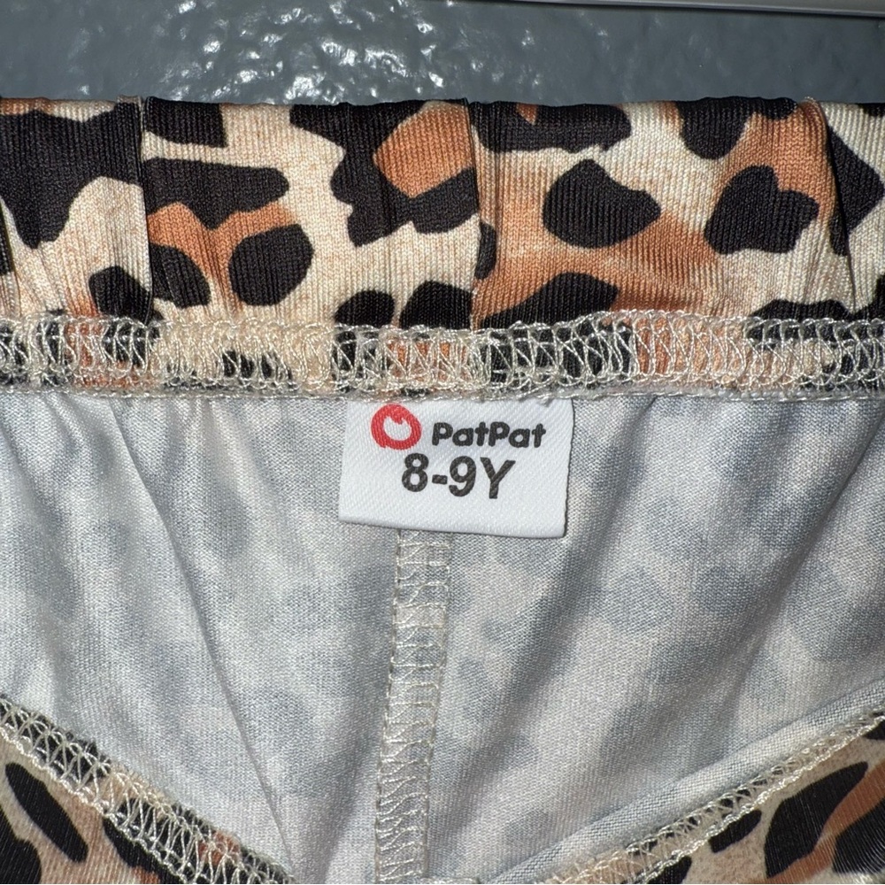 Youth Girls Size 8–9 Y Leopard Print Active Stretch Skinny Ankle Pants Bottoms - Picture 3 of 8